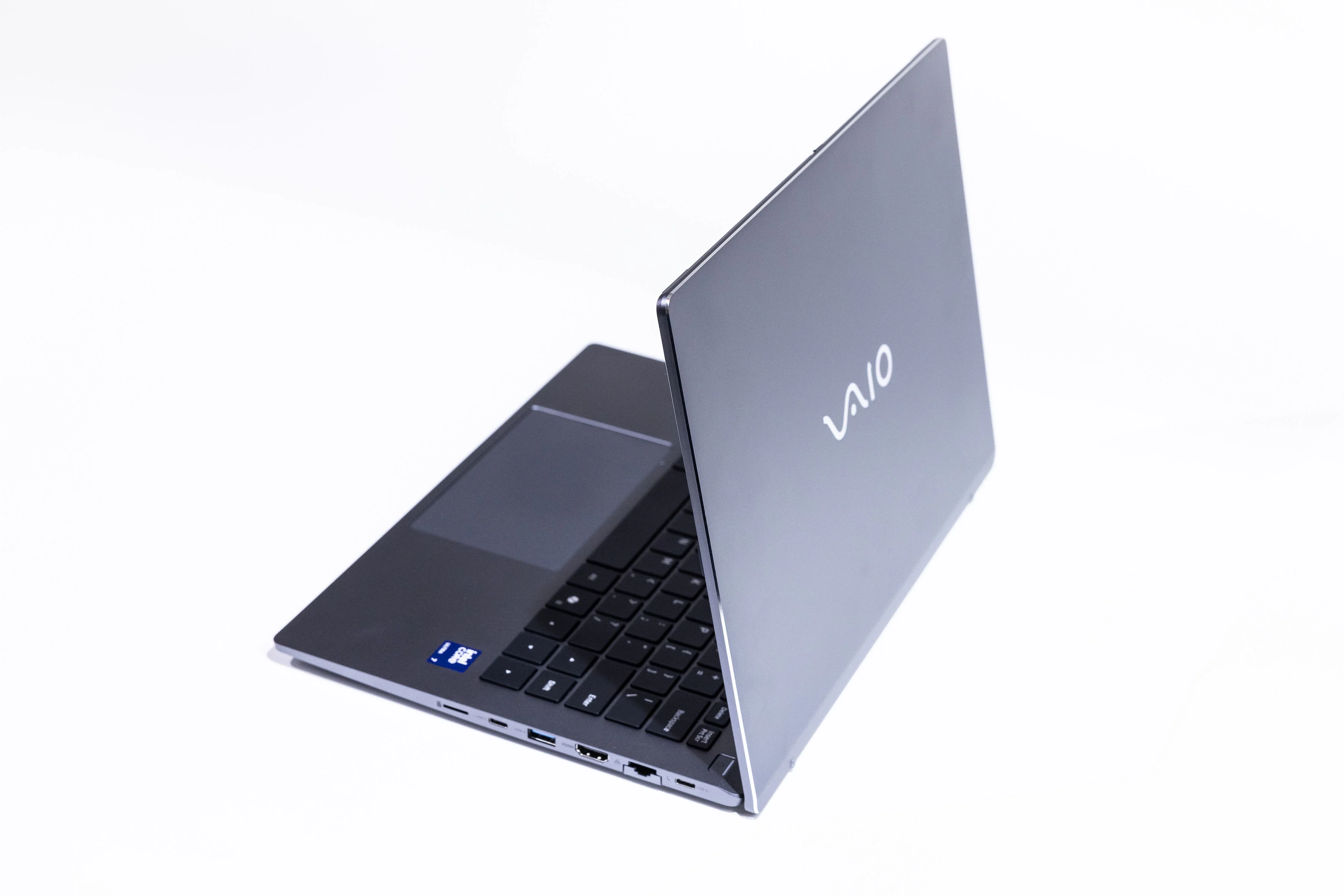 VAIO FS 14" Laptop | Windows 11 Home | Intel® Core™ Ultra 7 (16-Core, AI) | FHD Touch Display | THX® Spatial Audio | All-Aluminum Chassis - Image 5